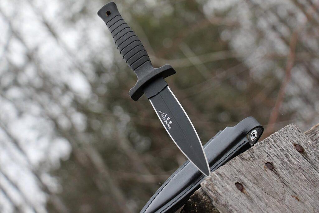 Smith Wesson SWHRT9B 9in High Carbon S.S. Fixed Blade Knife with 4.7in Dual Edge Blade and TPE Handle for Outdoor, Tactical, Survival and EDC Smith Wesson SWHRT9B 9in High Carbon S.S. Fixed Blade Knife with 4.7in Dual Edge Blade and TPE Handle for Outdoor, Tactical, Survival and EDC