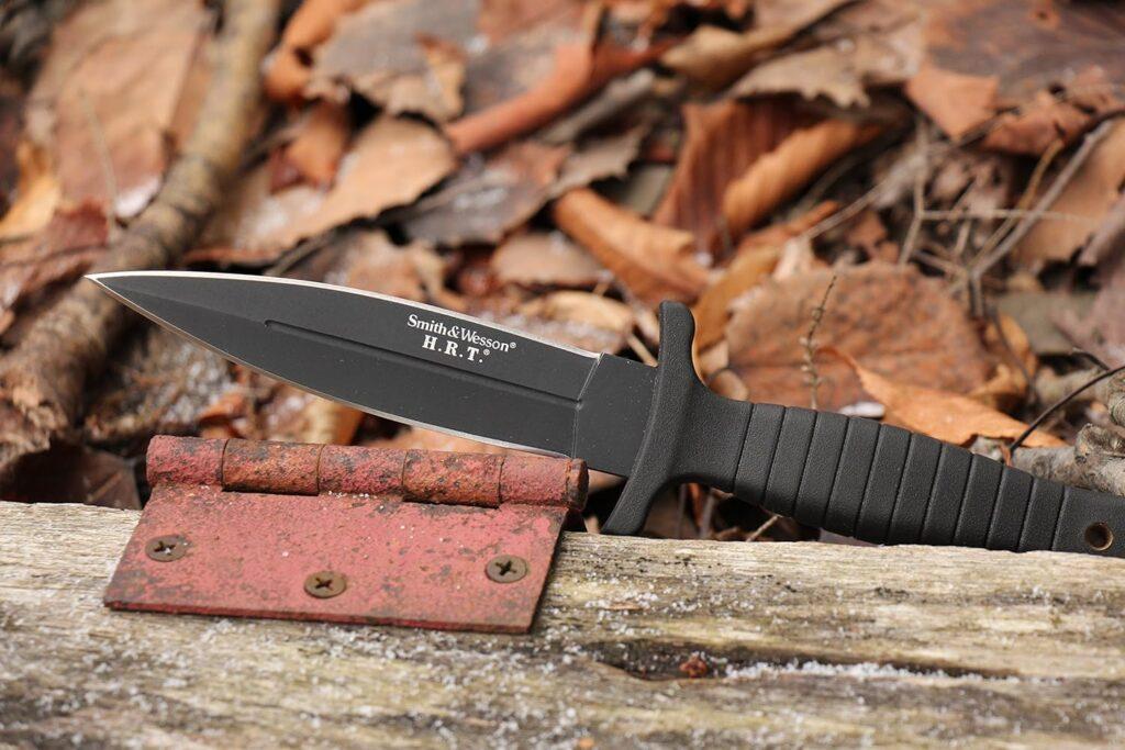 Smith & Wesson SWHRT9B Knife product reviewed by Knives Reviewed