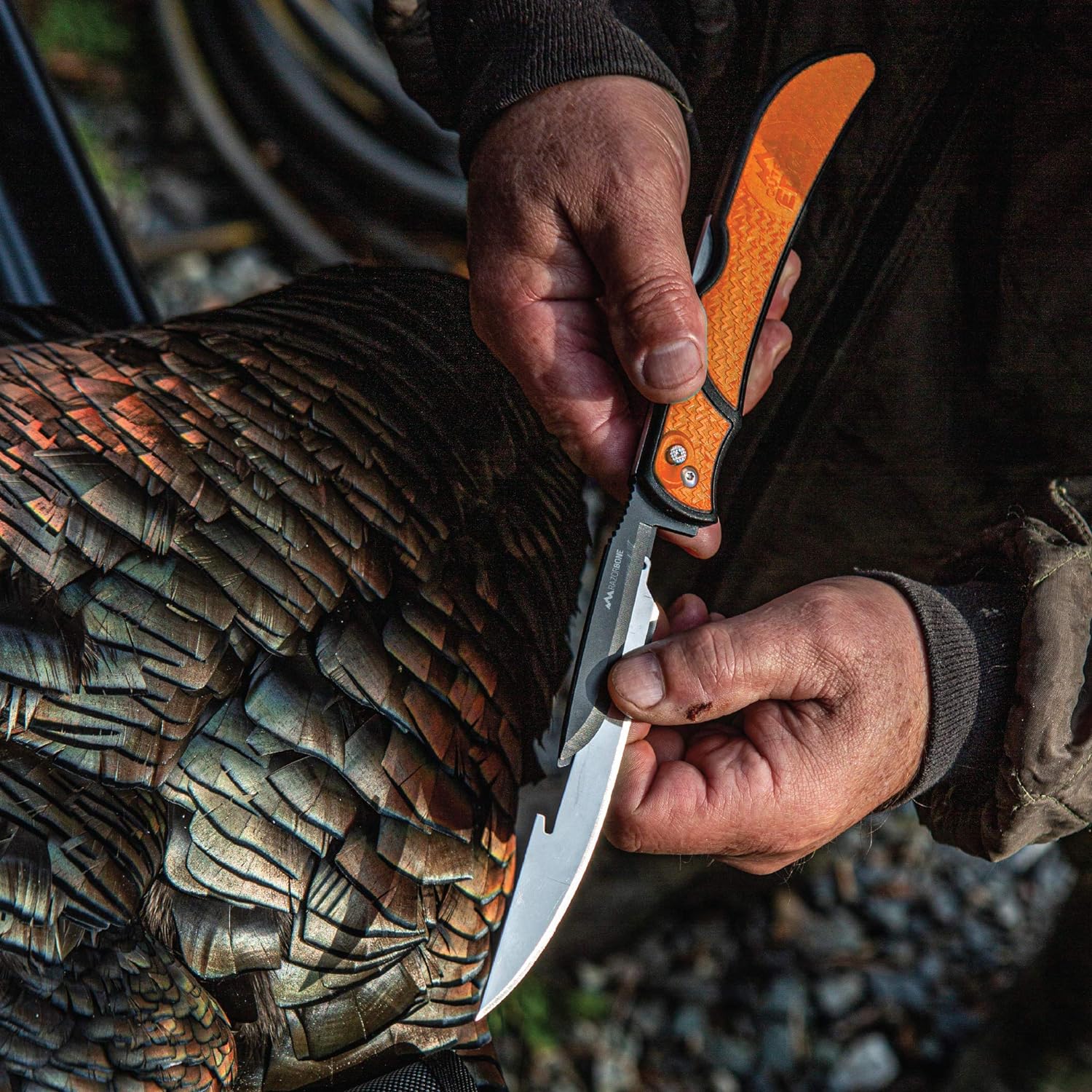 OUTDOOR EDGE RazorBone Hunting Knife product reviewed by Knives Reviewed